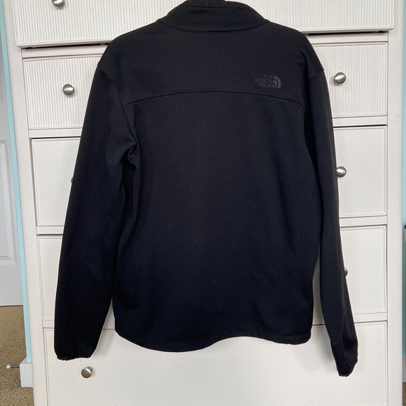 Men’s North Face Jacket - Picture 2 of 10